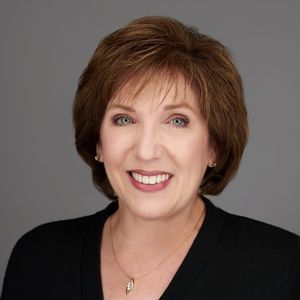 Meet your Posher, Betsy